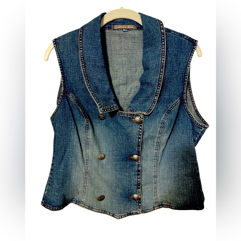 Isabella Bird sleeveless denim top size 12